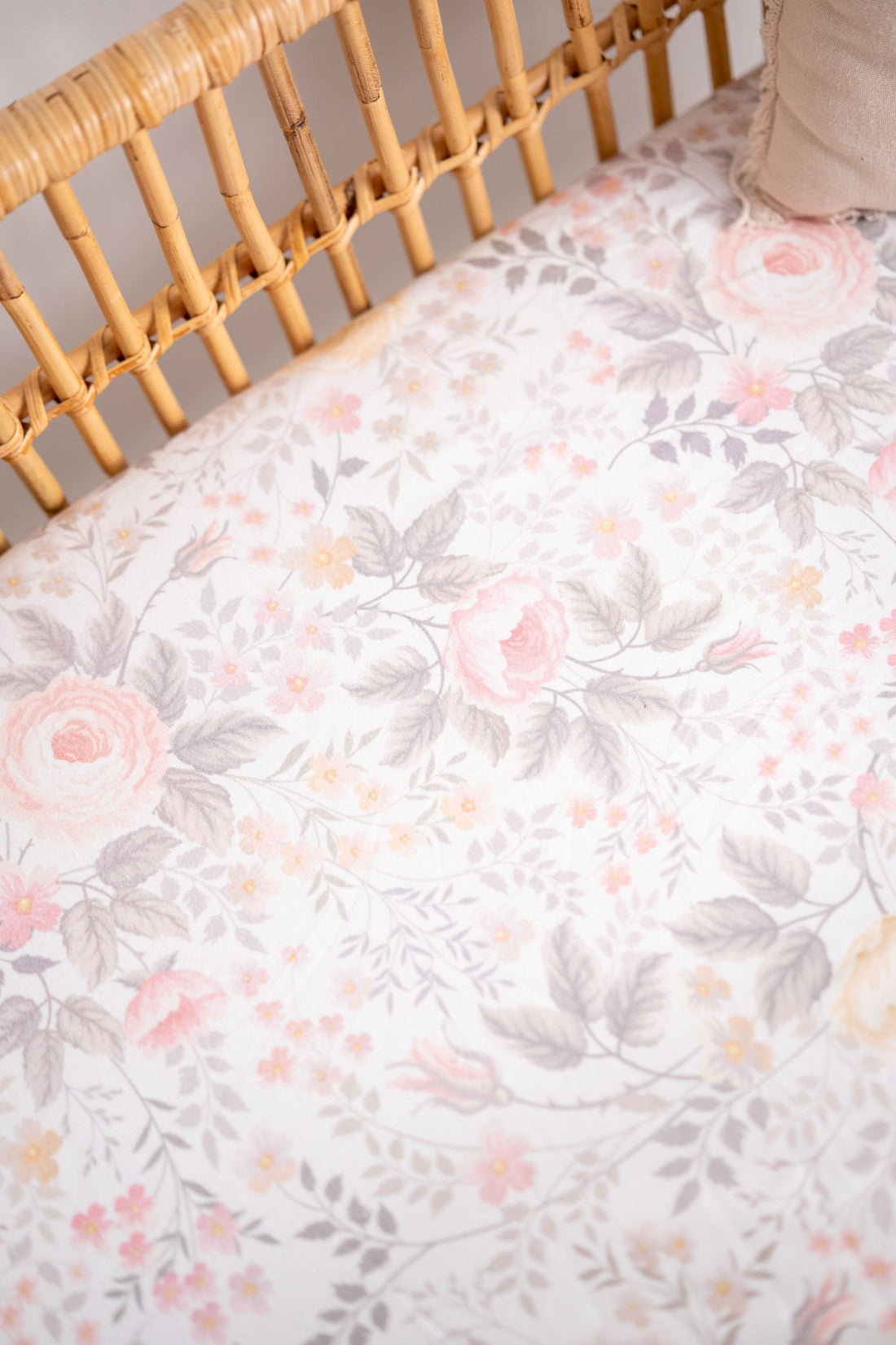 Rosa - Waterproof Cot Sheet