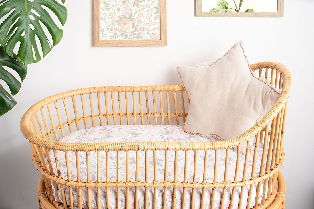 Rosa - Waterproof Bassinet Sheet