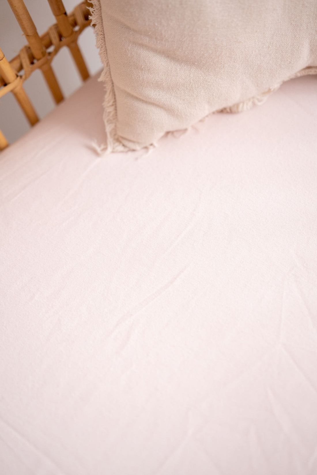 Pretty Pink - Waterproof Bassinet Sheet